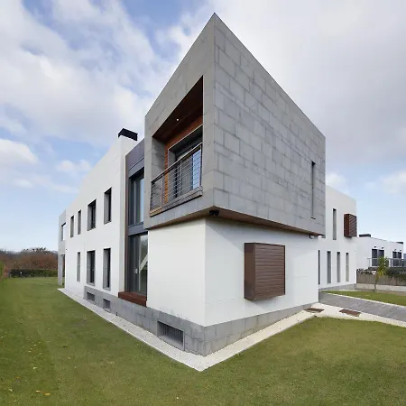 Enea By Feelfree Vila *